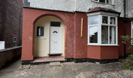 152 Harlaxton Drive, Lenton