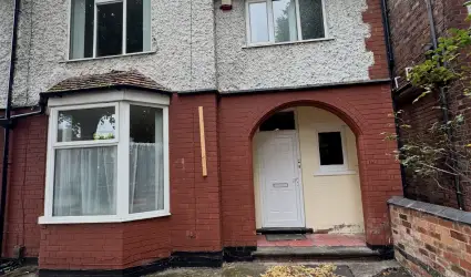 150 Harlaxton Drive, Lenton