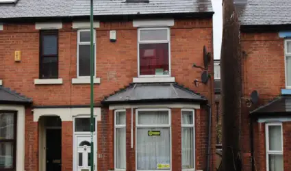 81 Kimbolton Avenue, Lenton